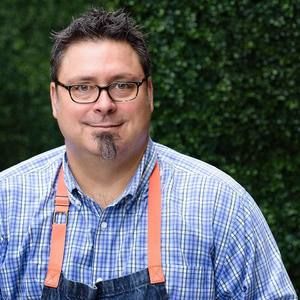 Meet your Posher, Larry